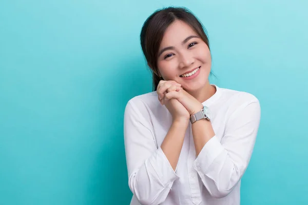 Asiatisk Kvinna Tänker Och Lycklig — Stockfoto