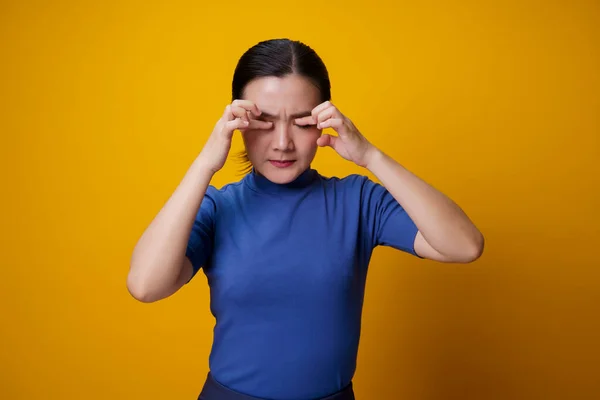 Mulher Asiática Estava Doente Com Dor Nos Olhos Irritar Comichão — Fotografia de Stock