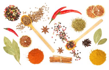renkli baharat ve otlar 