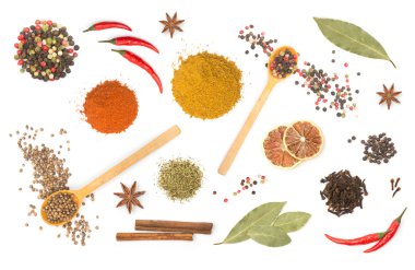 renkli baharat ve otlar 