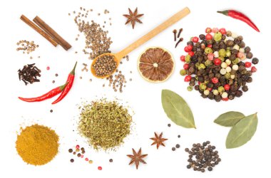 renkli baharat ve otlar 
