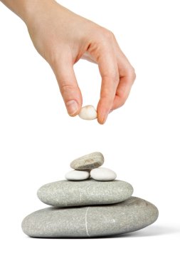 el bitmiş taş kule