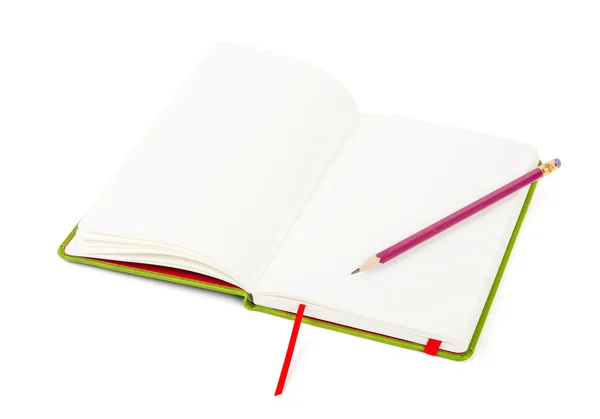 Cuaderno y lápiz sobre blanco — Foto de Stock