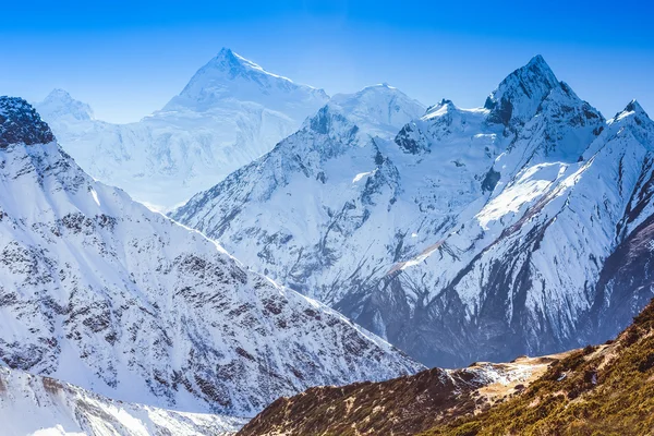 Paisaje del Himalaya con un horizonte — Foto de Stock