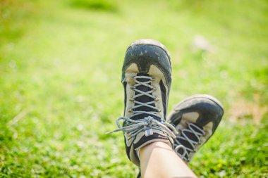 Genç adam yalan söylüyor..