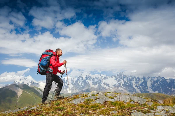 Randonnée pédestre en montagne — Photo