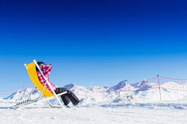 Resting female skier — Stock Photo, Image