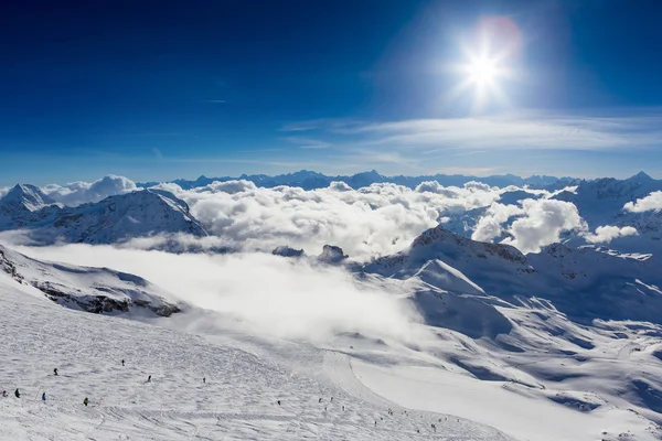 Slope on the ski resort — Stock Photo, Image