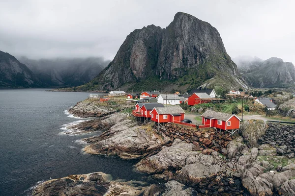 Fiyort Dağlarla Inanılmaz Doğa Manzarası Norveç Teki Skandinav Dağları Sanatsal — Stok fotoğraf