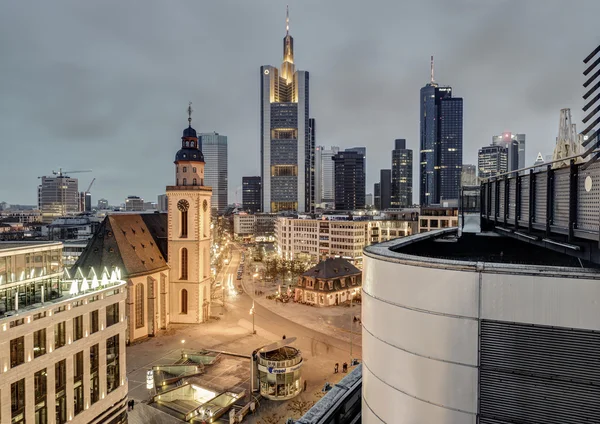 Frankfurt bei Nacht, Deutschland — Stockfoto