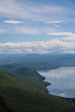 Balkanlar'da güzel göl