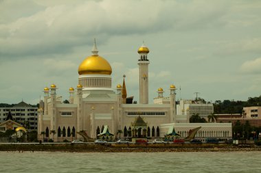 Sultan Omar Ali Saifuddin Camii Bandar Seri Begawan - Brunei içinde