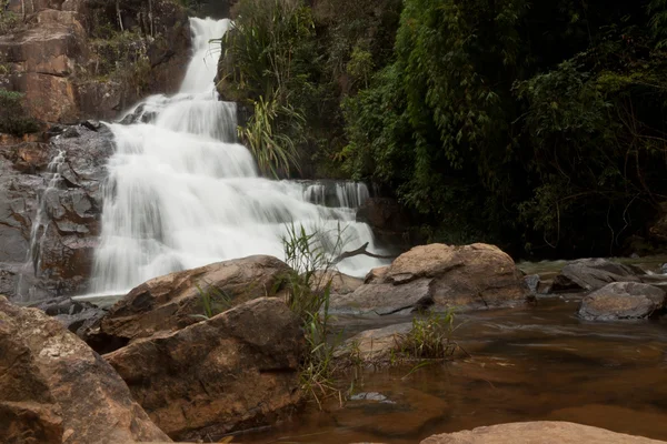 ベトナムのダタンラ滝 — ストック写真