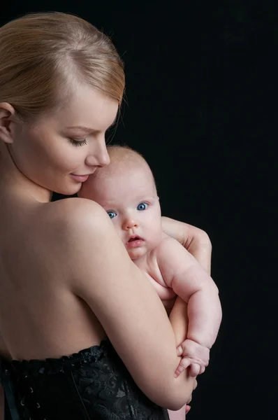 Happy family mother and baby — Stock Photo, Image