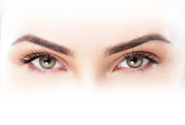 woman eyes with day makeup