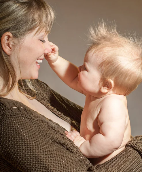 Happy family mother and baby — Stock Photo, Image