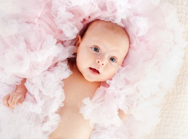 Sevimli bebeğin portresi