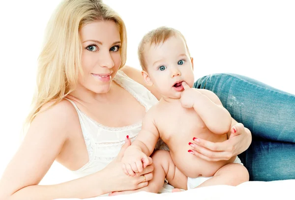 Feliz familia madre y bebé — Foto de Stock