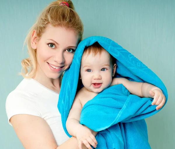 Cute mom and baby — Stock Photo, Image