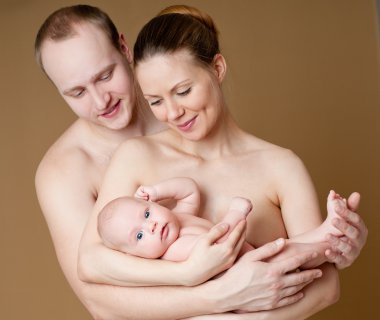 Mutlu genç aile