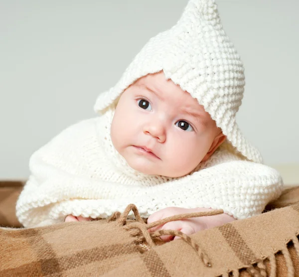 Hermoso bebé niño — Foto de Stock