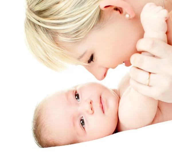 Jeune mère avec bébé — Photo