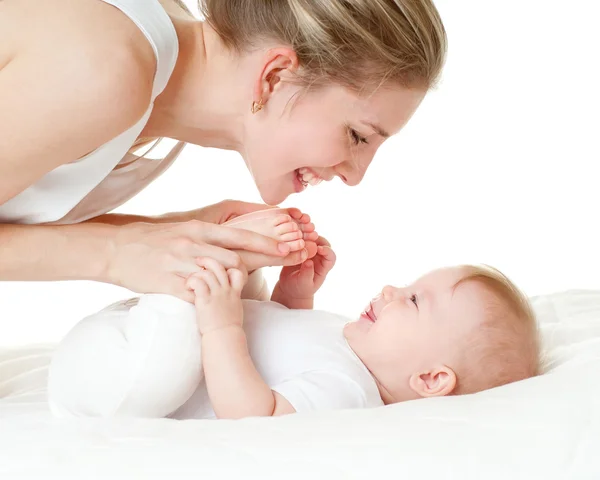 Jeune mère avec bébé — Photo