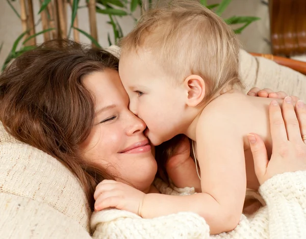 Momia y su hijo — Foto de Stock