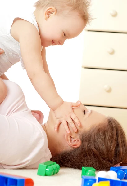 Momia y su hijo — Foto de Stock