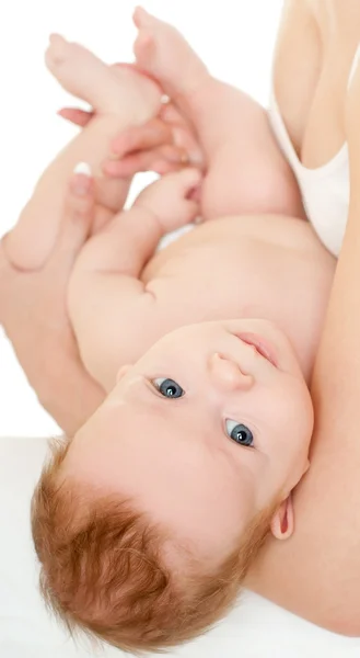 Niño en manos de la madre —  Fotos de Stock