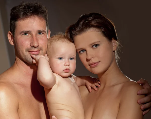 Happy young family — Stock Photo, Image