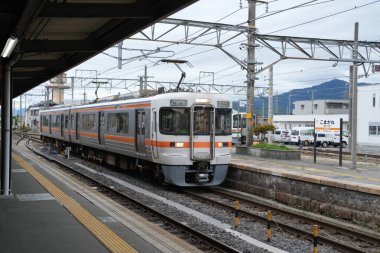 Komagane İstasyonu, Nagano Bölgesi, Japonya. 19 Ekim 2025.