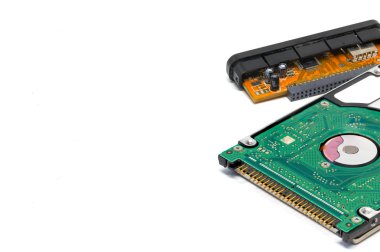 Dizüstü sabit disk beyaz arka plan detay izole