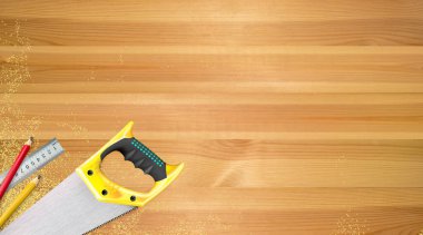 Doğramacılık, arka plan. Ahşap işçiliği, kereste endüstrisi. Marangozluk veya ahşap işleme aletleri, ahşap doku. Çalışma tezgahı kopyalama alanı. Kereste üst görünümü yatay afişi.