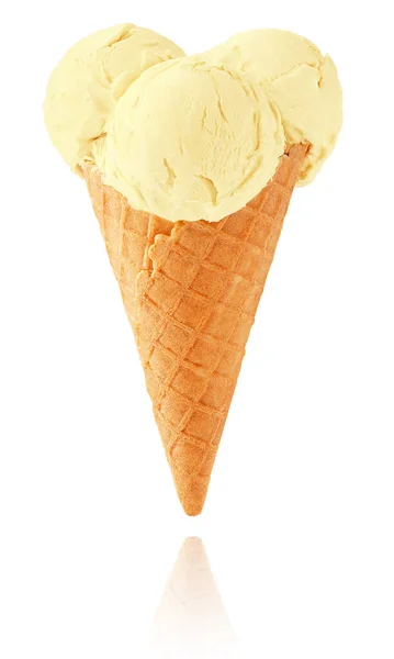 Zmrzlinový Kužel Izolovaný Bílém Oříznutou Cestou — Stock fotografie