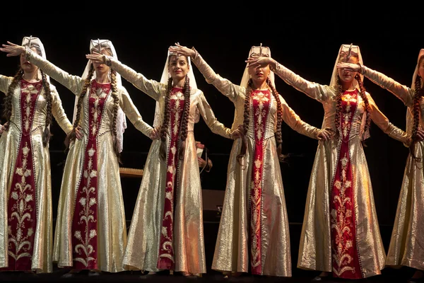 Ermenistan devlet pedagoji Üniversitesi dansçılar 8