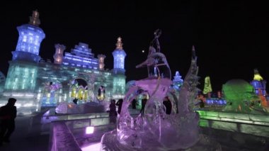 Işıklı buz Harbin Buz heykelleri