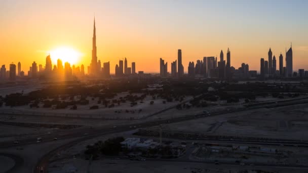 Dubai skyline con el Burj Khalifa — Vídeos de Stock