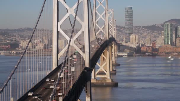 Stadens silhuett och Bay Bridge, San Francisco — Stockvideo