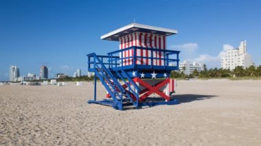 Miami Beach Art Deco tarzı Cankurtaran kulübe