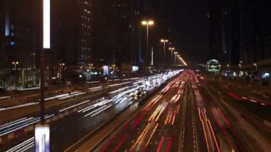 Dubai trafik ve yüksek binaların