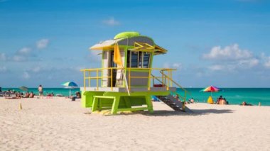 Miami Beach Art Deco tarzı Cankurtaran kulübe