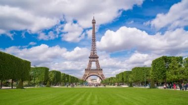 Parc du Champ de Mars, Paris