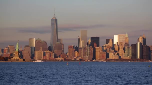 Манхэттен через Гудзон — стоковое видео