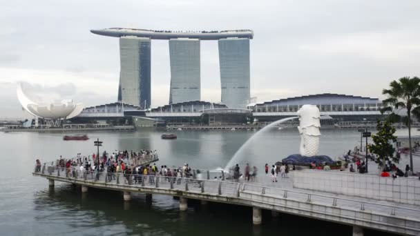 Merlion, socha a turisté, Singapur — Stock video