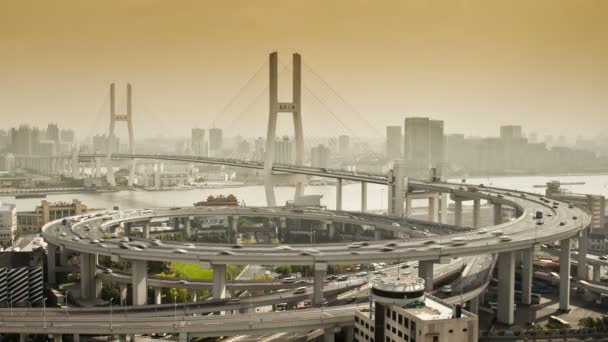スパイラル南浦大橋、上海の交通 — ストック動画