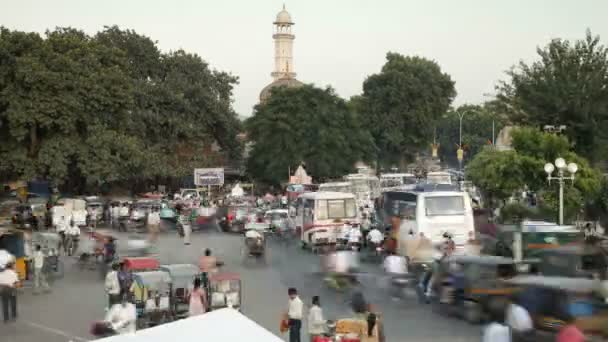 Vie de rue dans la ville de Jaipur — Video