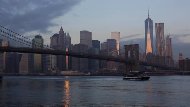 Manhattan al otro lado del río Hudson — Vídeos de Stock