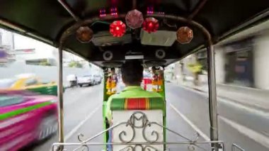  Bangkok meşgul yollarda hız çekçek