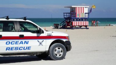 Miami Beach Art Deco tarzı Cankurtaran kulübe